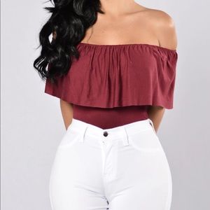 Fashion Nova bodysuit size small